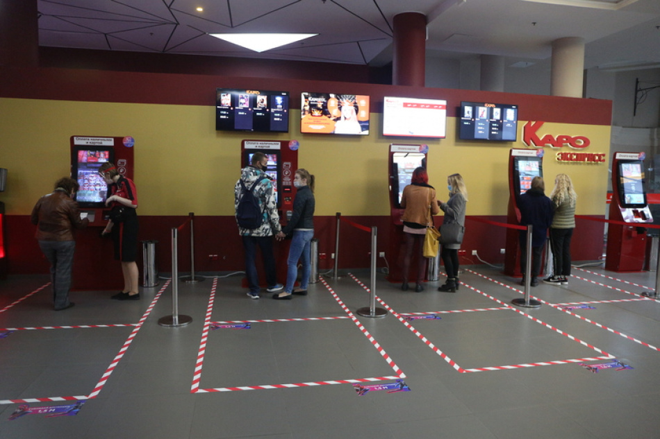 Бывший кинотеатр на Бухарестской 47 ищет нового владельца